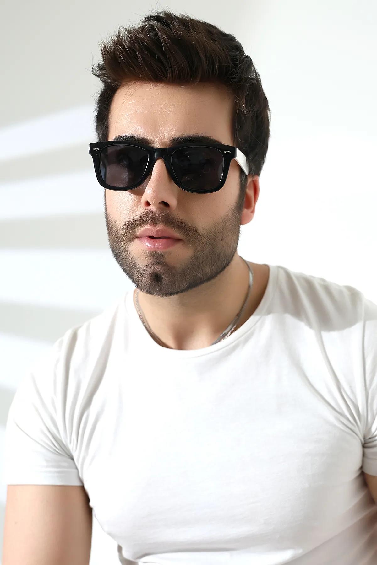 Erkek Wayfare Siyah-Beyaz Polarize Güneş Gözlüğü 23045-2 c0220 p