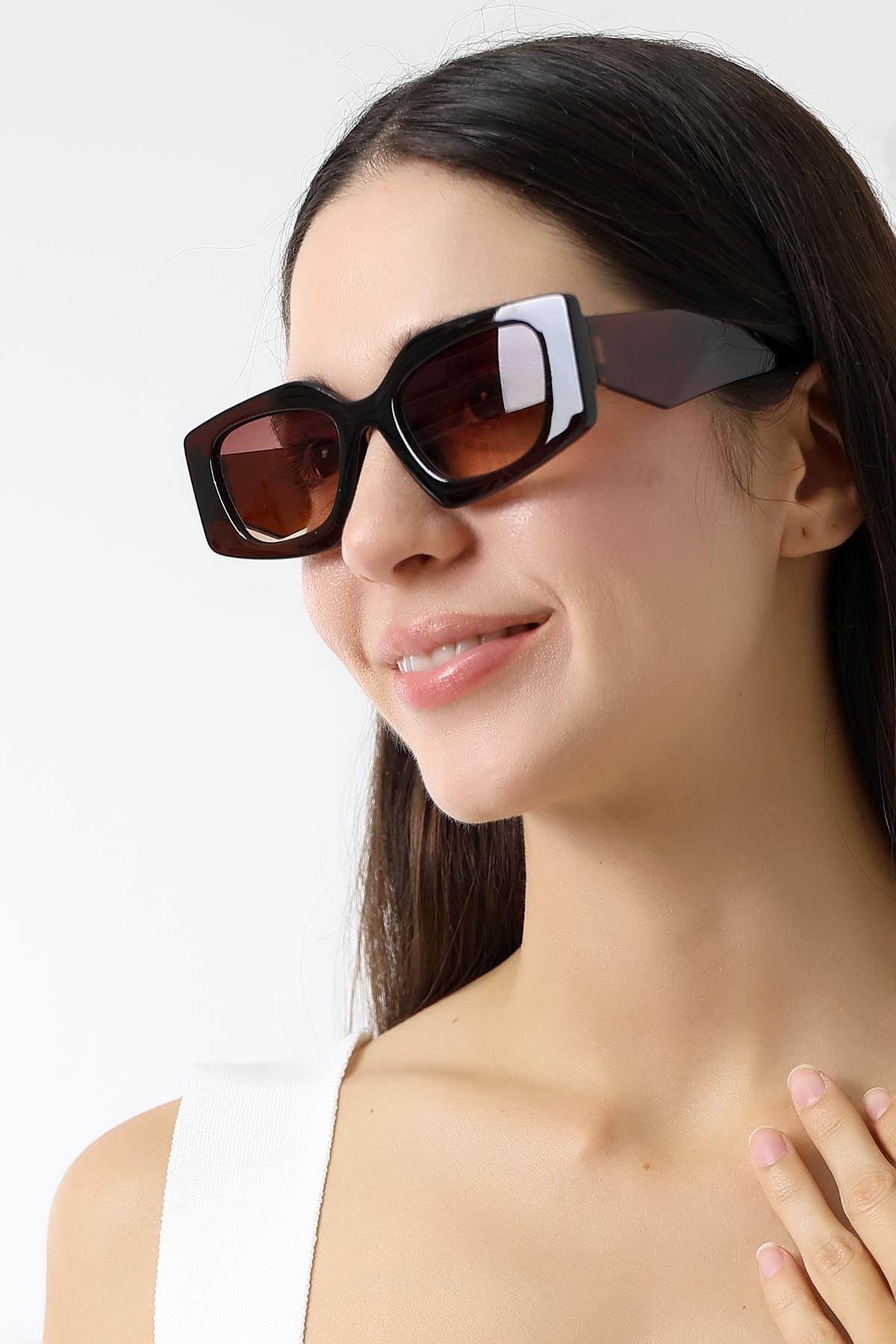 Kadın Dikdörtgen Kahverengi UV400 Koruma Güneş Gözlüğü 23046-1 c3