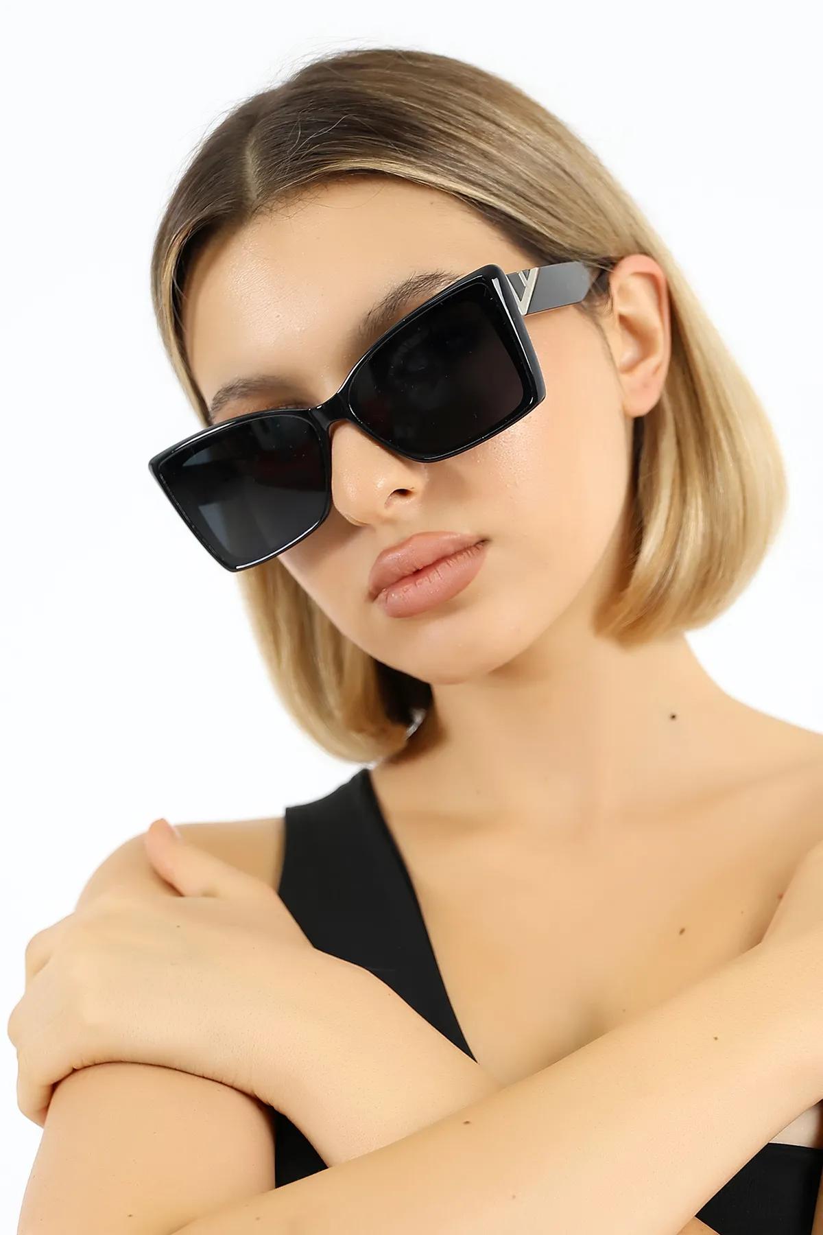 Kadın Kelebek Siyah UV400 Güneş Gözlüğü Gümüş Detay 25-17 C2 