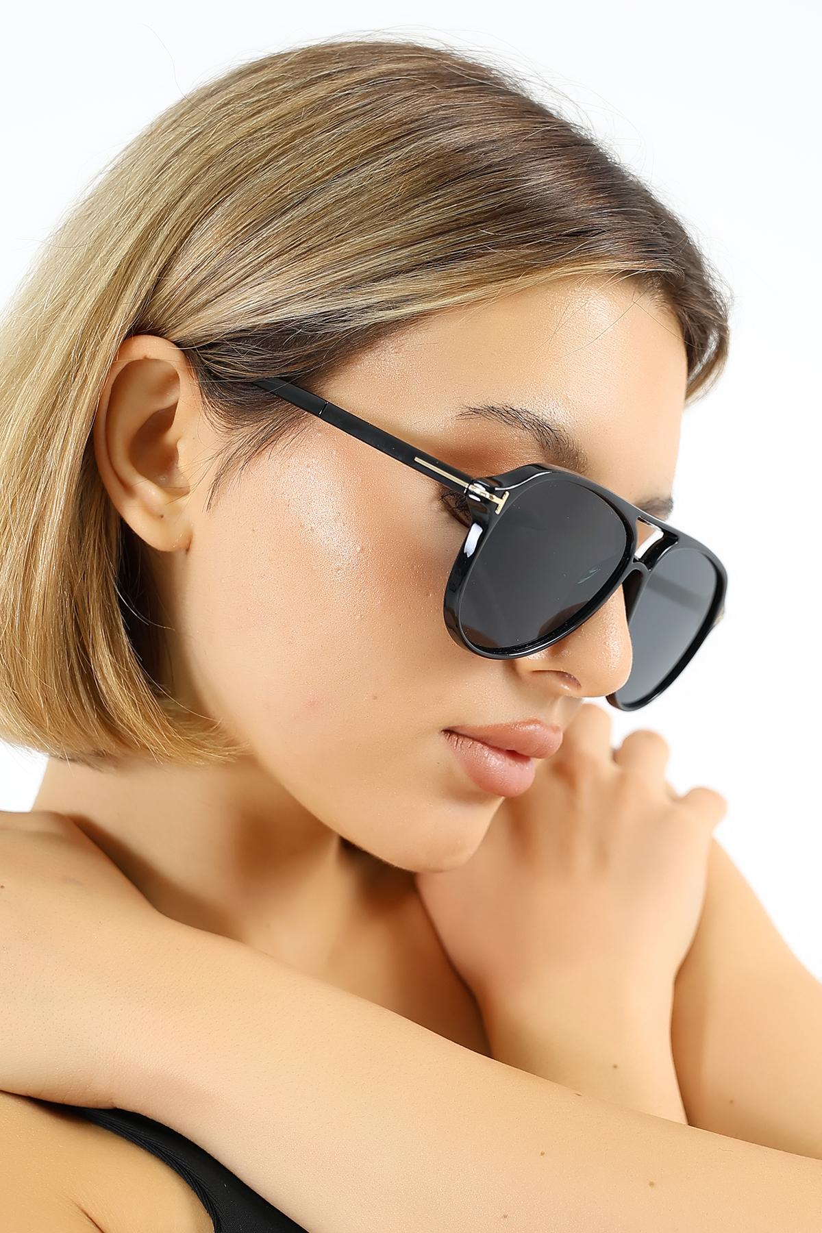 Kadın Siyah Retro UV400 Güneş Gözlüğü WP25-23 C2